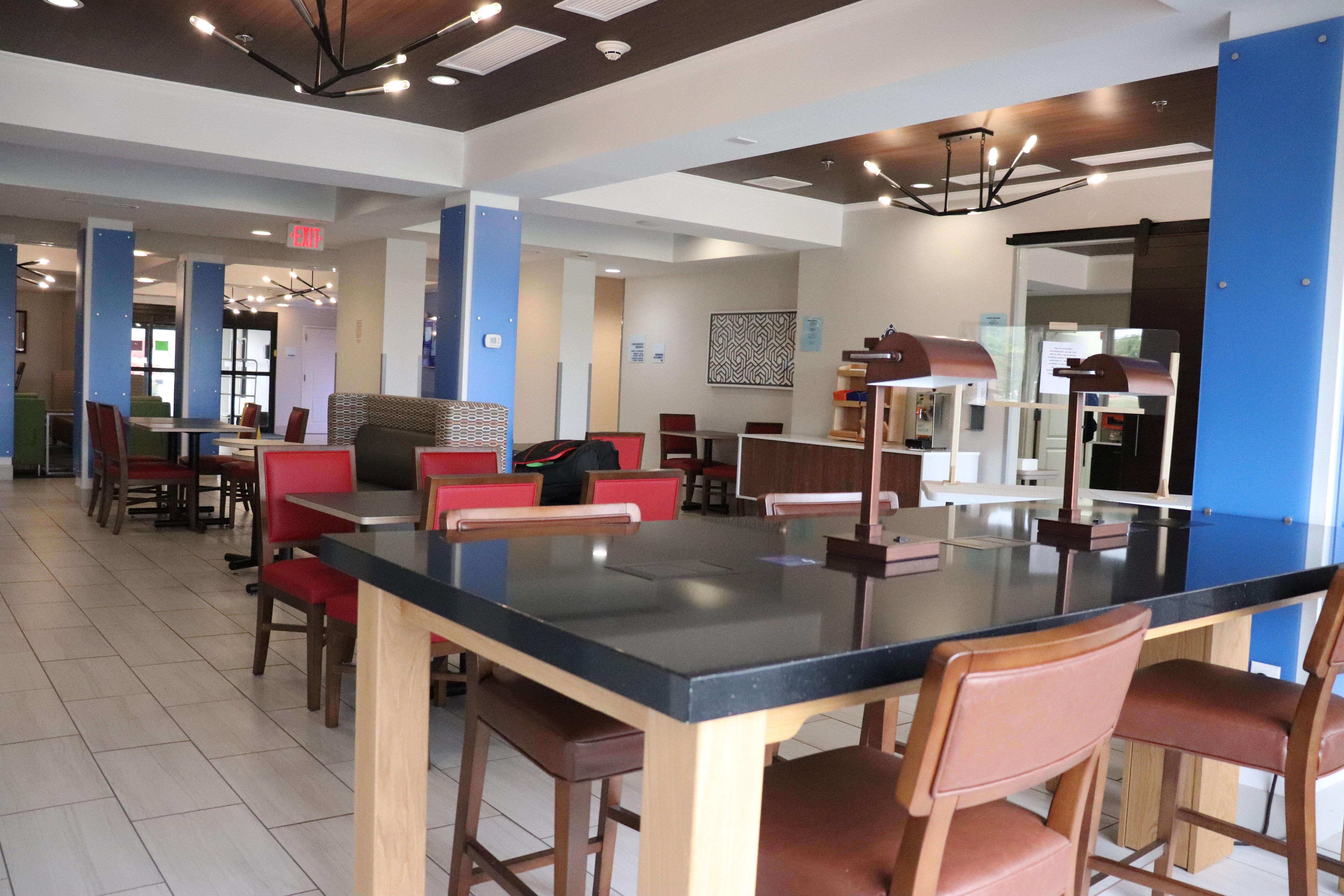 Holiday Inn Express Hotel & Suites Crawfordsville By Ihg Ngoại thất bức ảnh